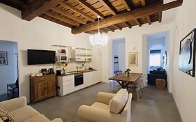 La tua casa a ViadelCorso